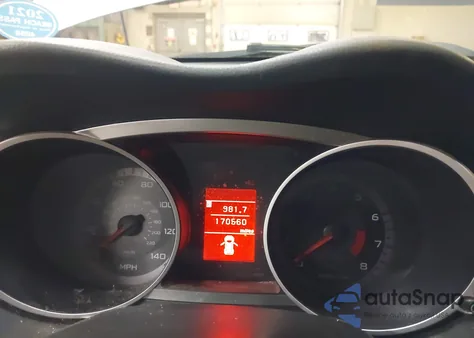 2008 Mitsubishi Outlander Es z USA, uszkodzony, nr VIN JA4LT21W28Z005530